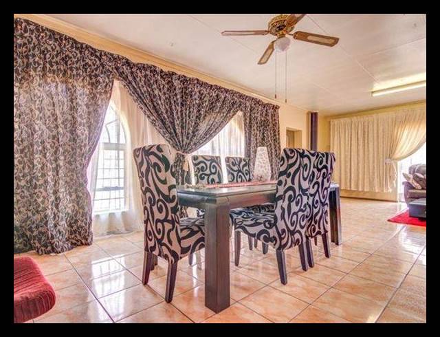 3 BEDROOM HOUSE FOR SALE IN NORKEM PARK